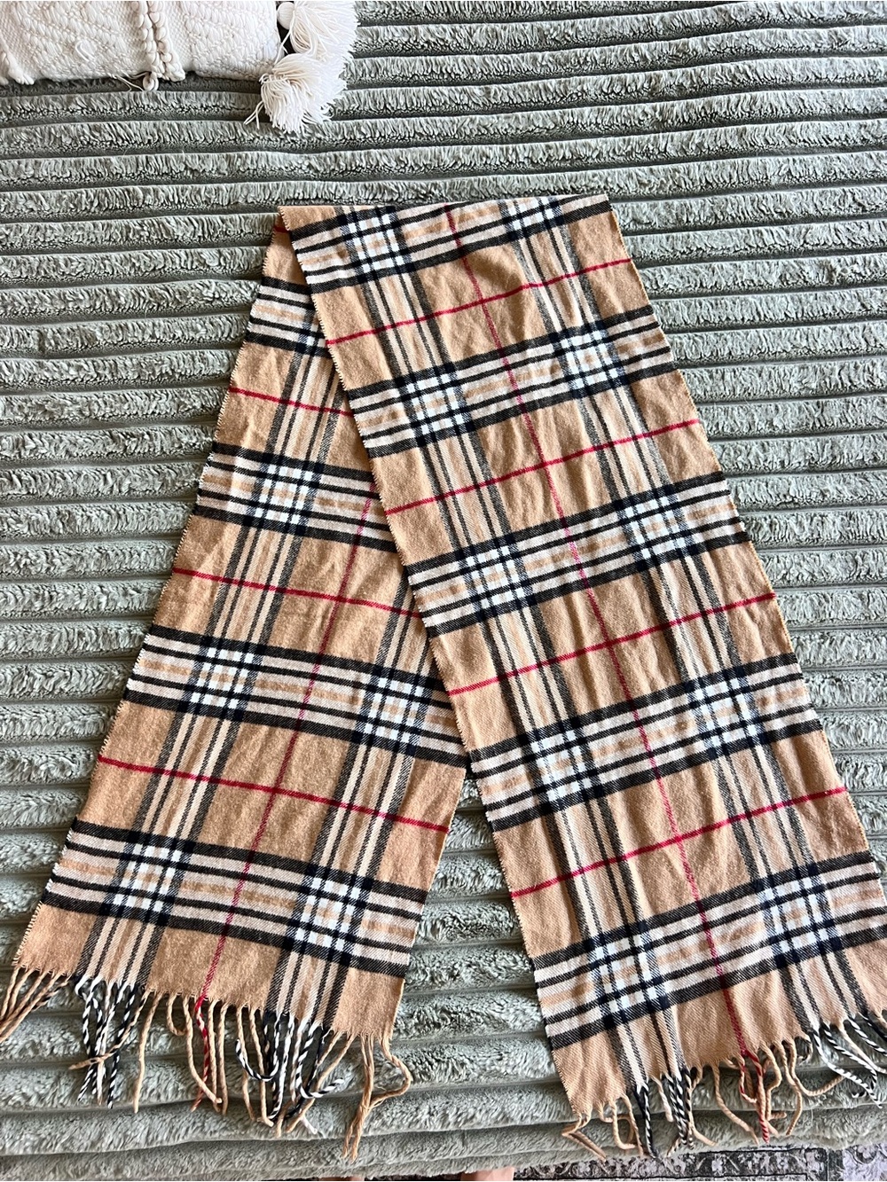 Look For Less Check Print Beige & Black Scarf